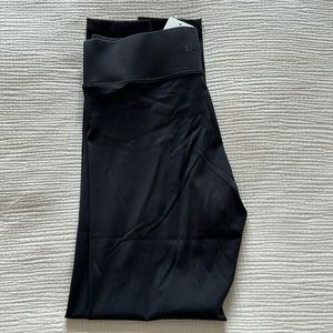 Bandier - ALL ACCESS | Center Stage Leggings *NWT* (Size M)